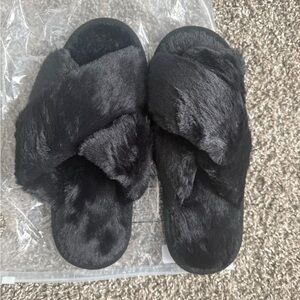 Women's Black Faux Fur Slippers